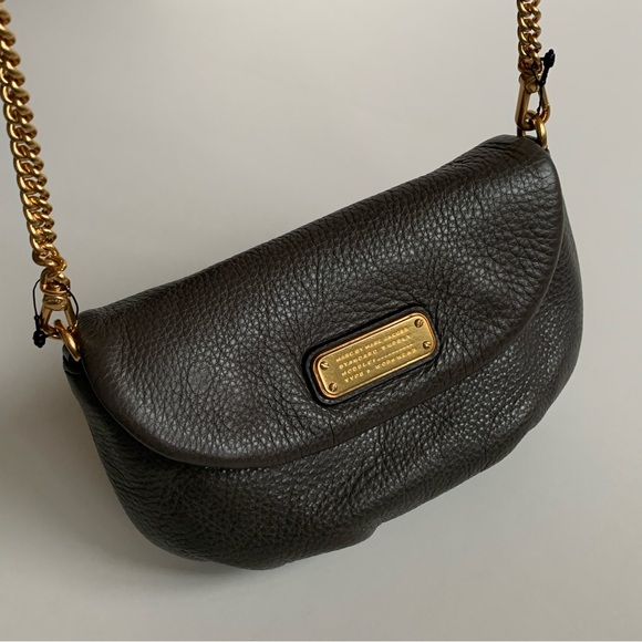 MARC BY MARC JACOBS Like New Classic Karlie Q Crossbody Bag - Picture 4 of 15